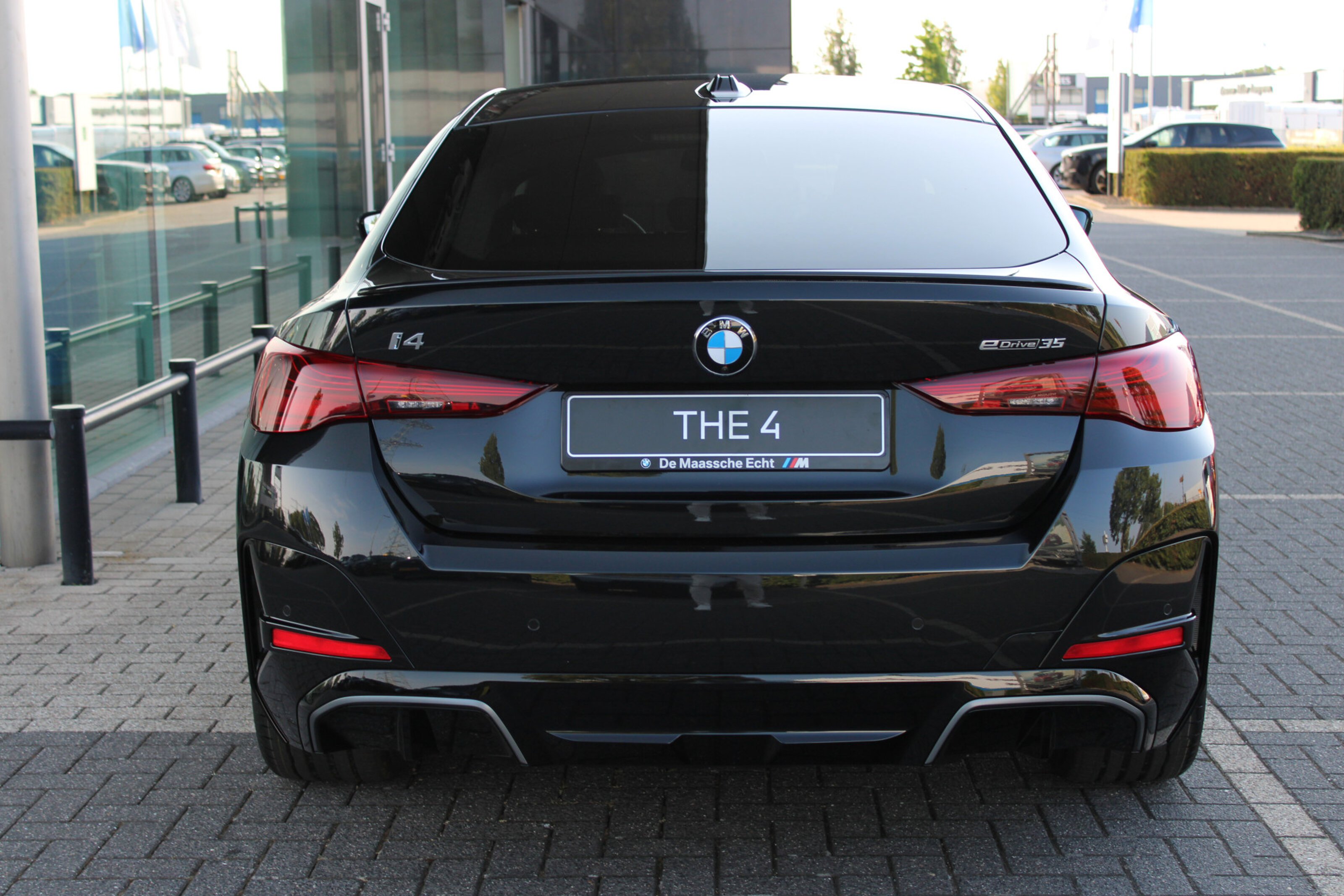 BMW i4 7