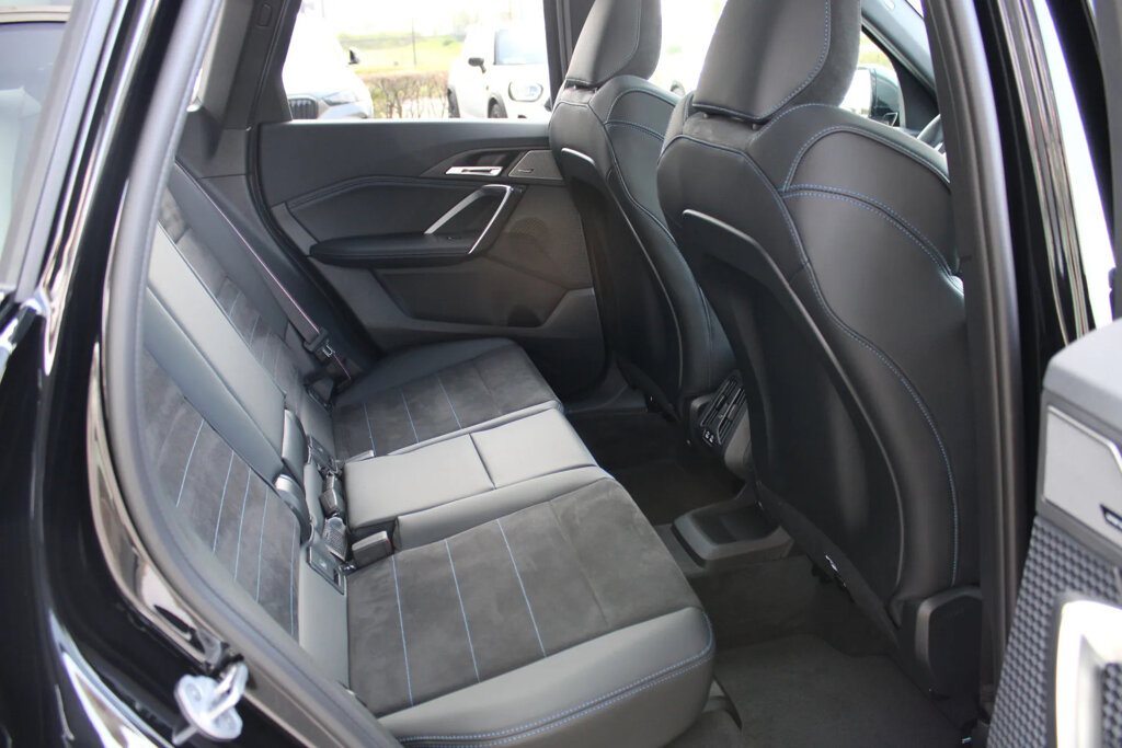 BMW X1 8