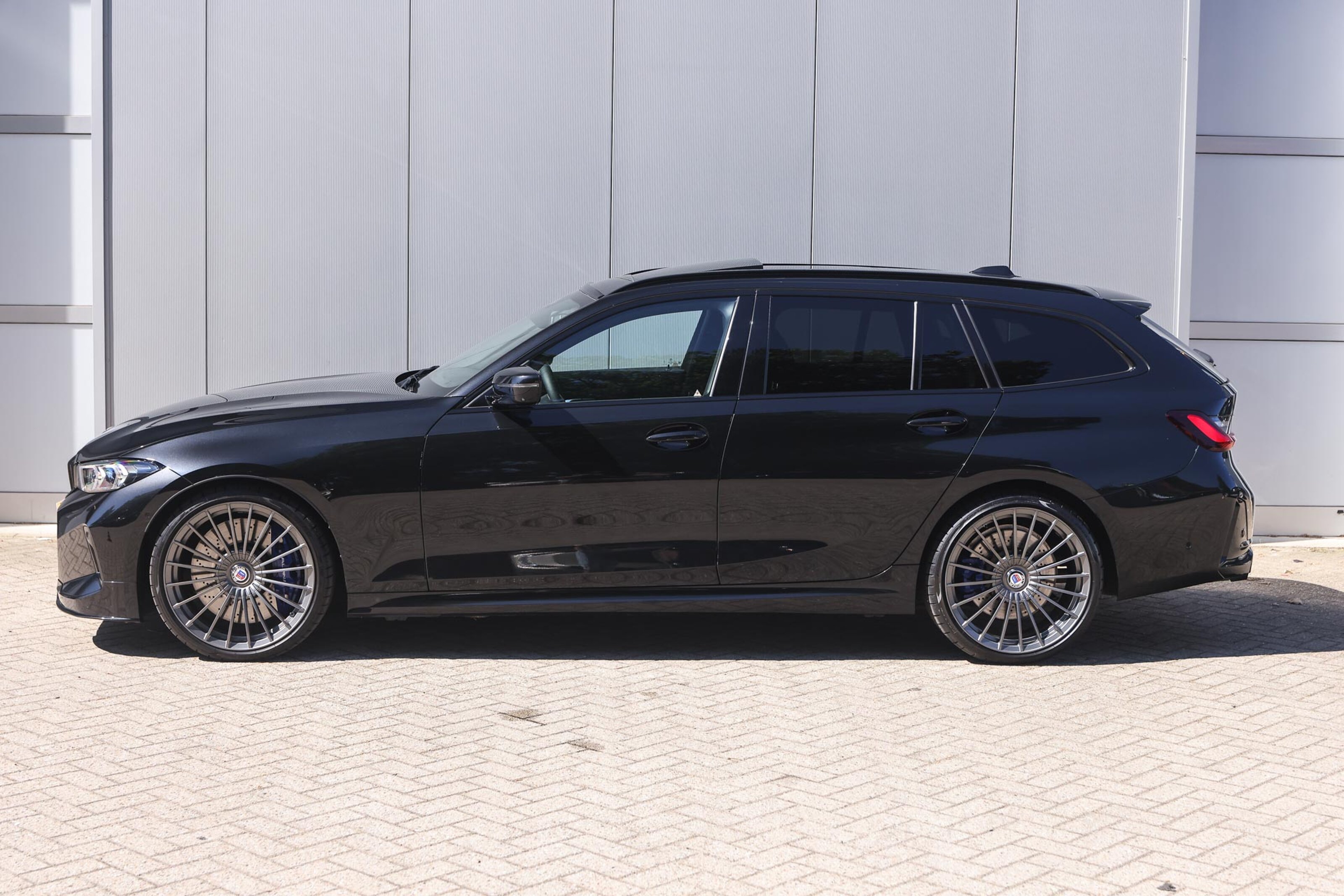 Alpina B3 8