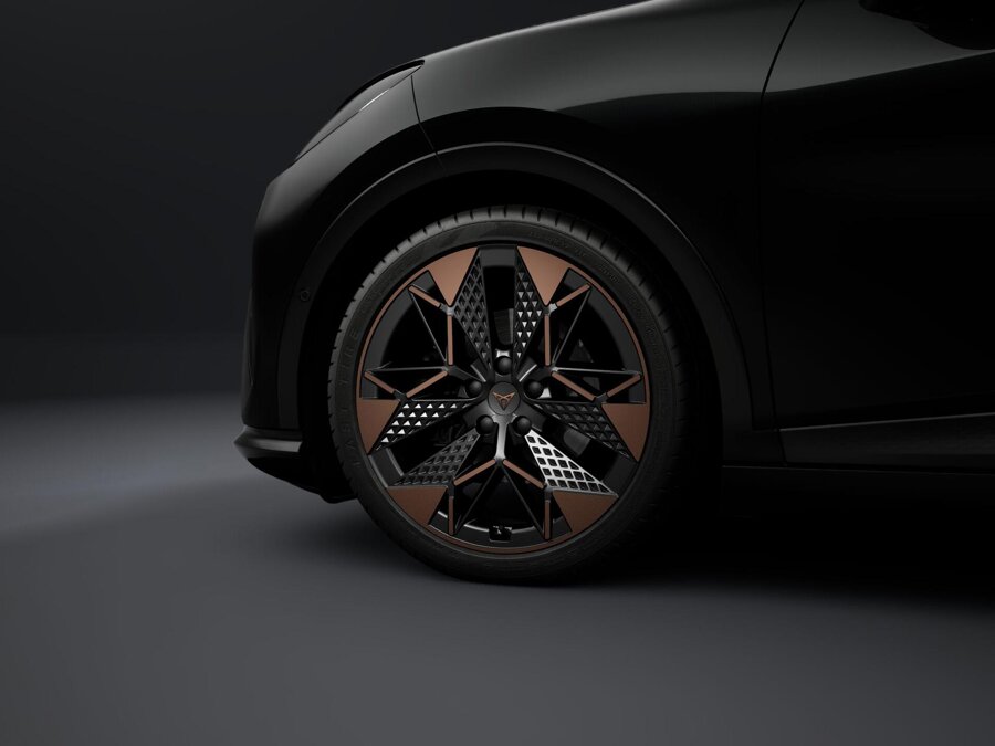 CUPRA Raval Performance First Edition 155 kW / 211 PK
