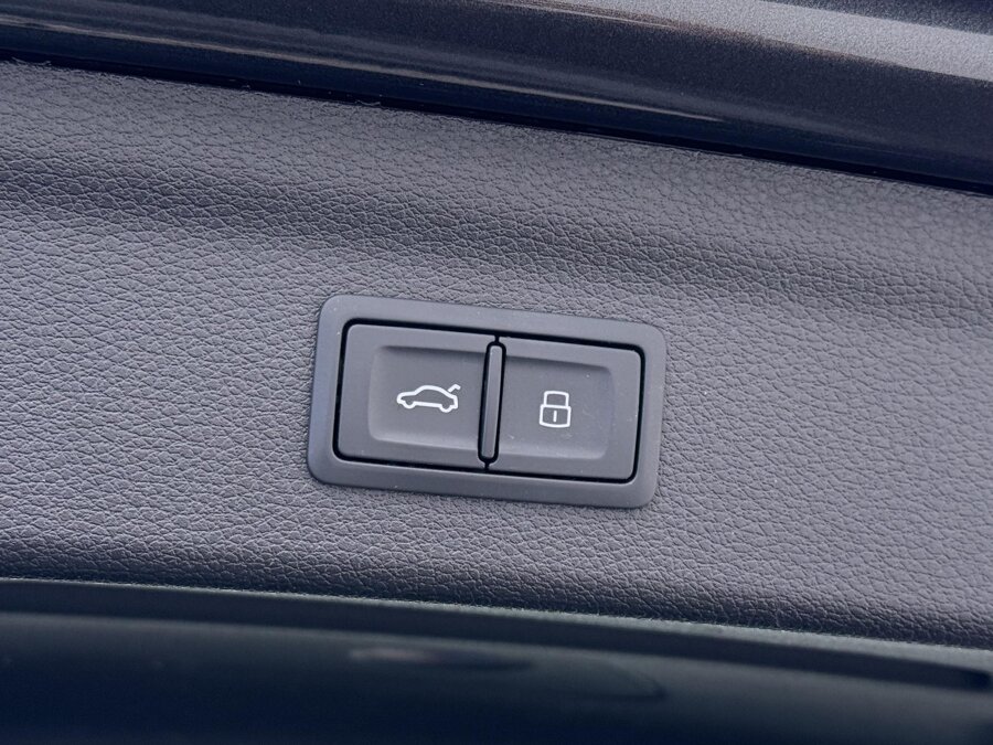 Audi Q3 45 TFSI e S edition