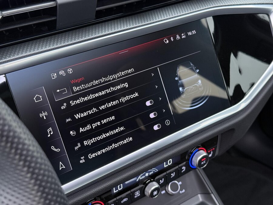Audi Q3 45 TFSI e S edition