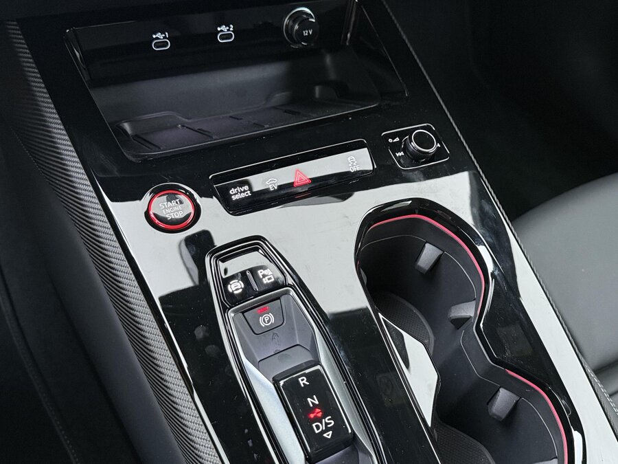 Audi A5 Limousine 2.0 e-hybrid 367 PK Quattro S edition Competition