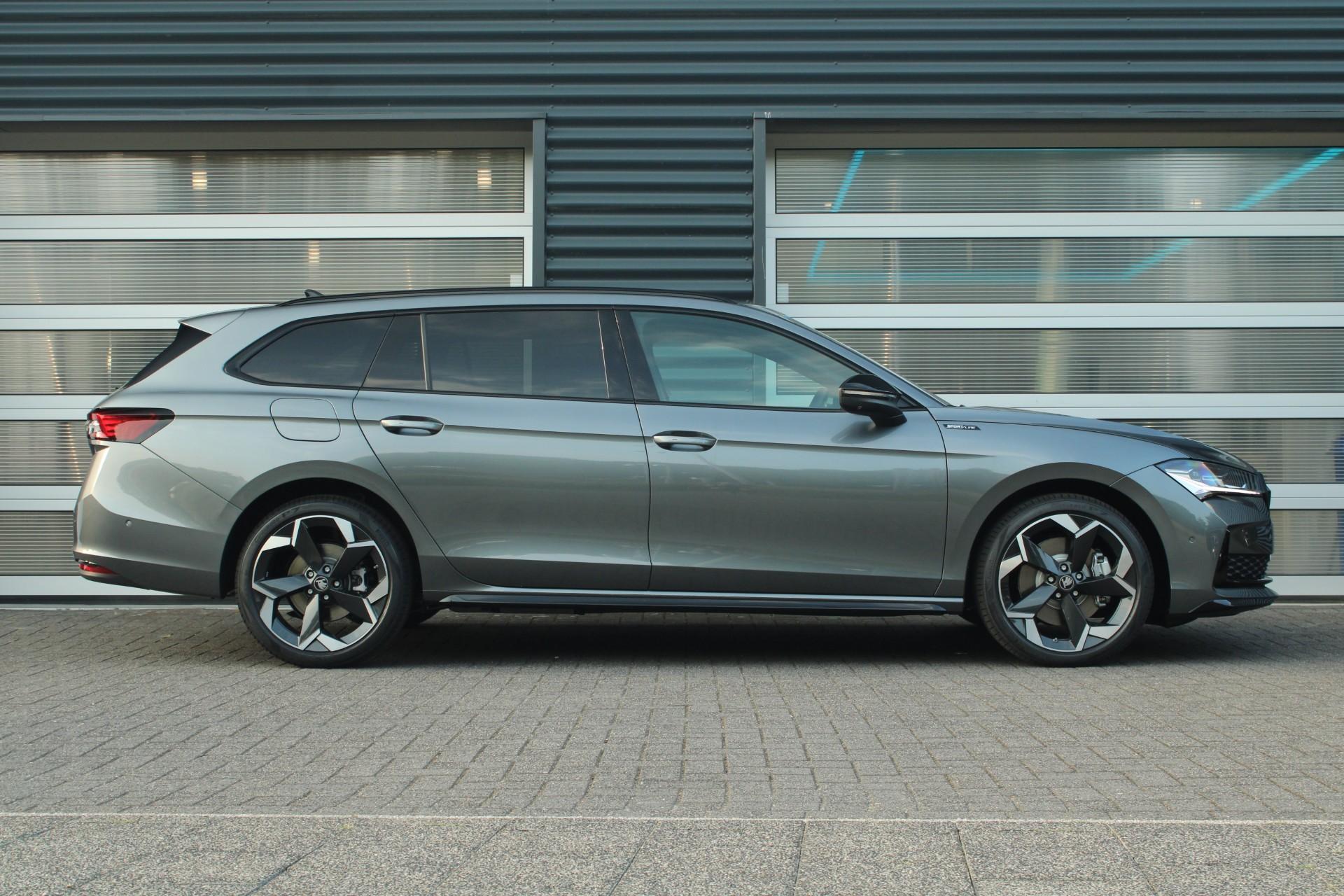 Skoda Superb Combi 1.5 TSI PHEV 204pk Sportline Business - Afbeelding 3