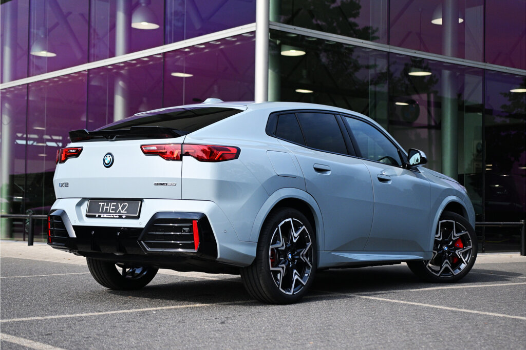 BMW iX2 2