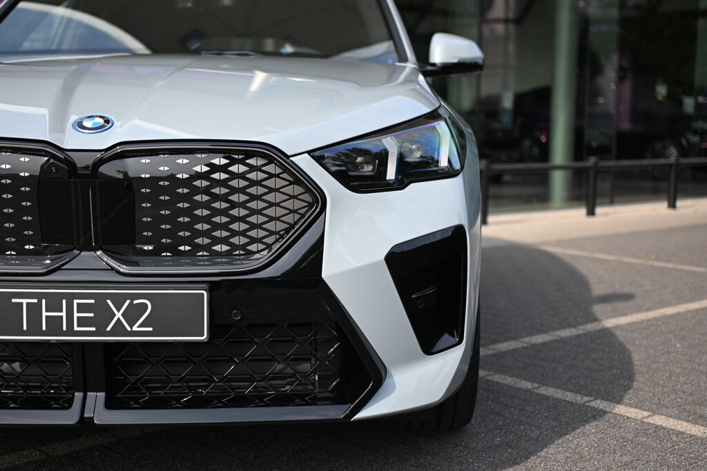 BMW iX2 18
