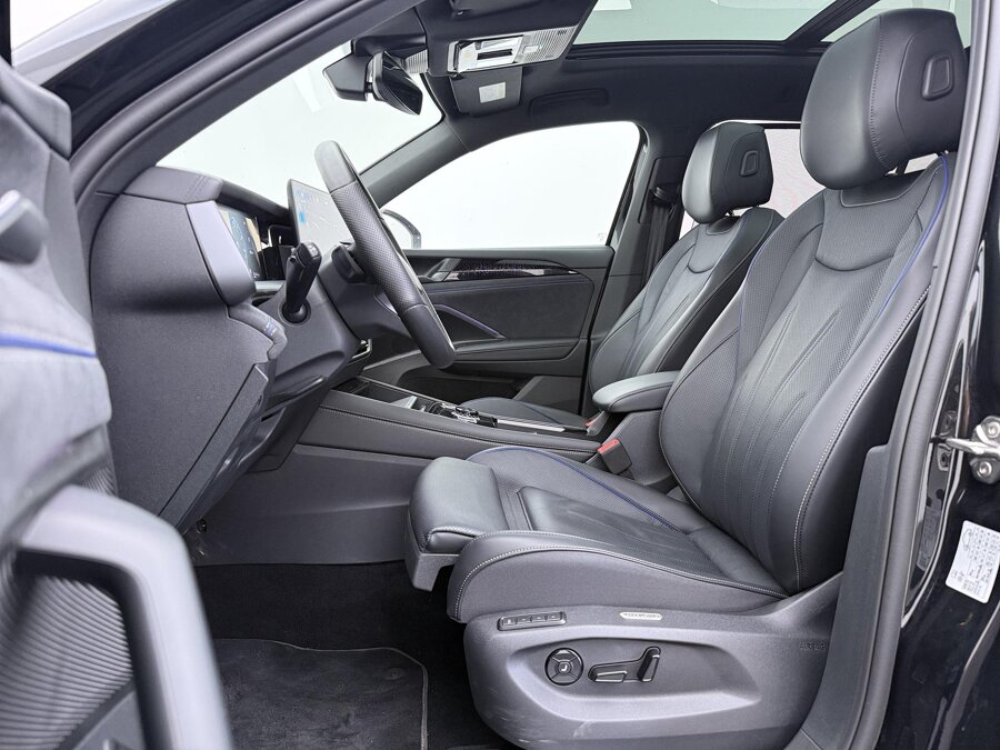 Volkswagen Tayron 1.5 eHybrid R-Line Edition