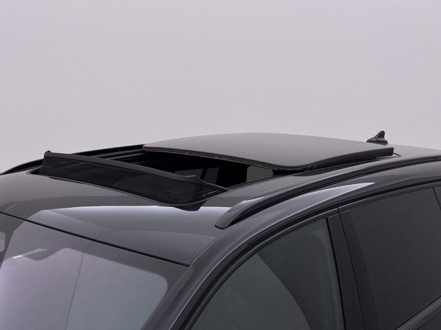 Volkswagen Tayron 1.5 eHybrid R-Line Edition