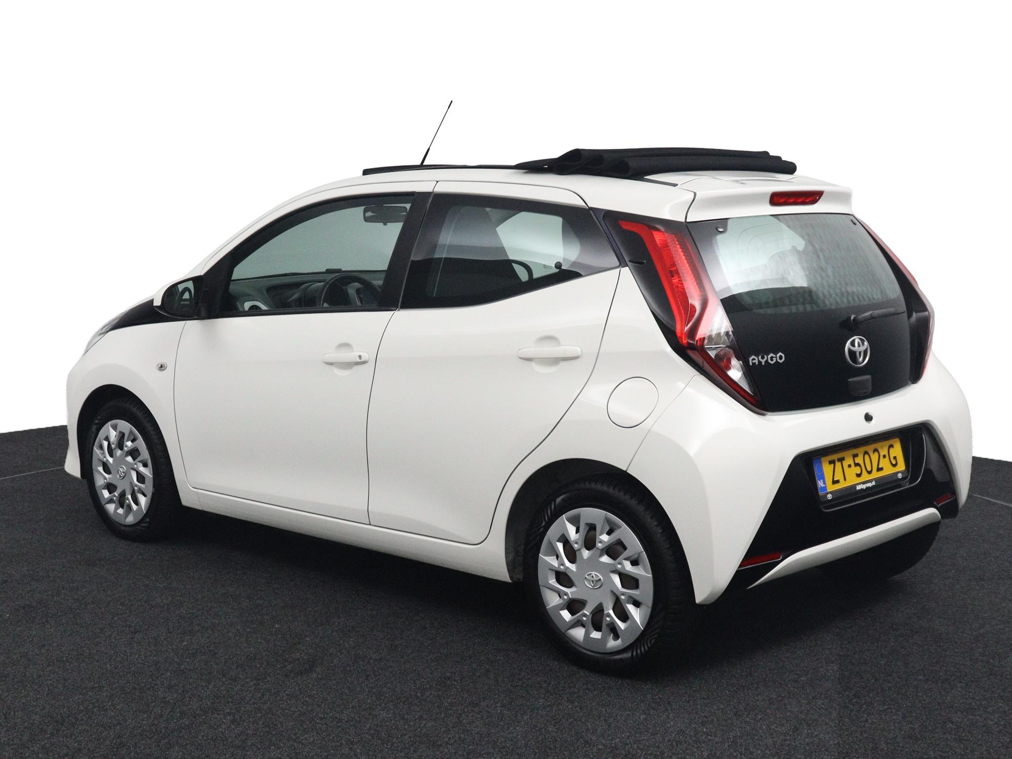 Toyota Aygo 1.0 VVT-i x-play Cabrio - Afbeelding 4