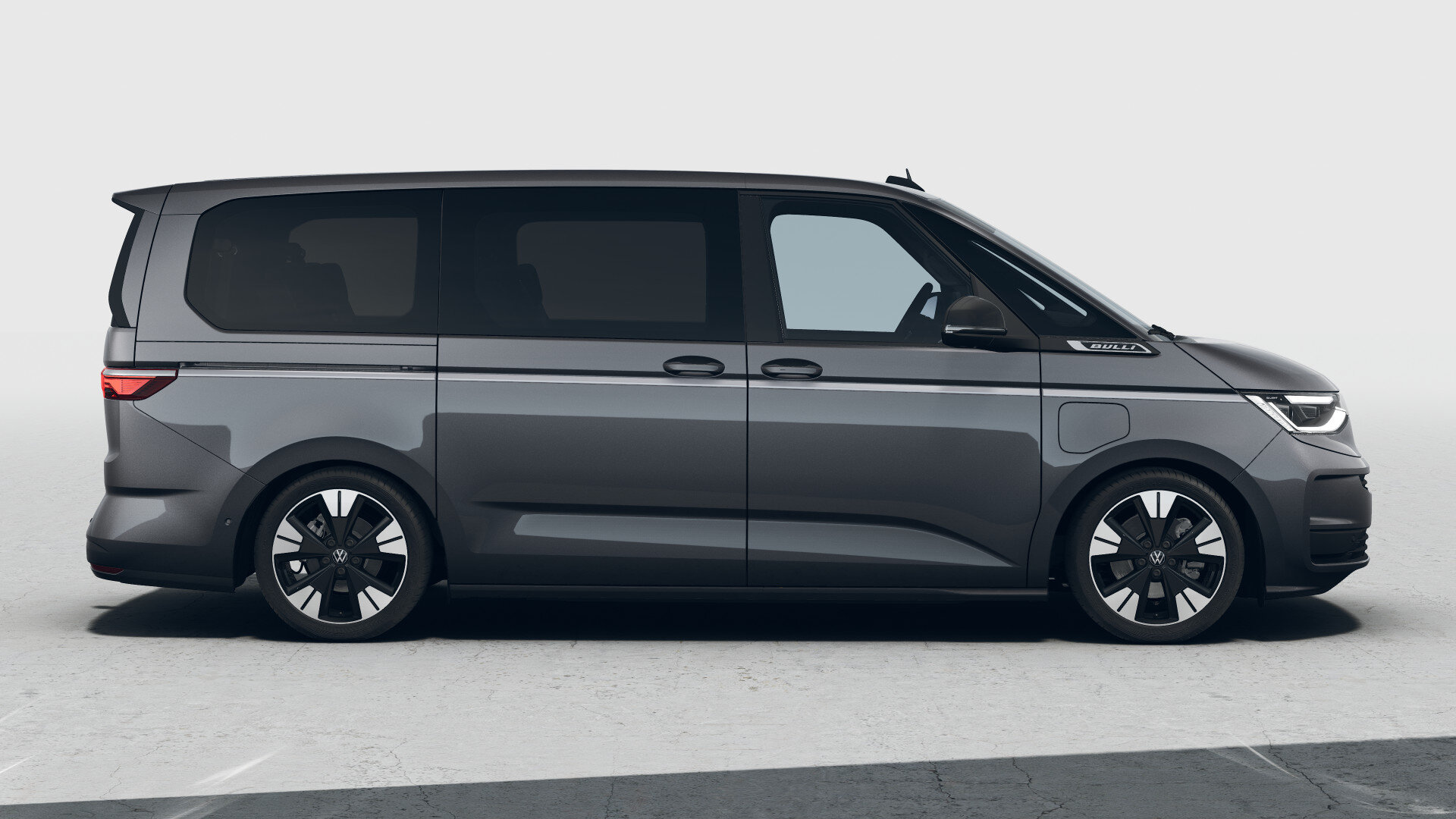 Volkswagen Multivan 1.5 eHybrid 245pk L2 Bulli Edition 4Motion - Afbeelding 3