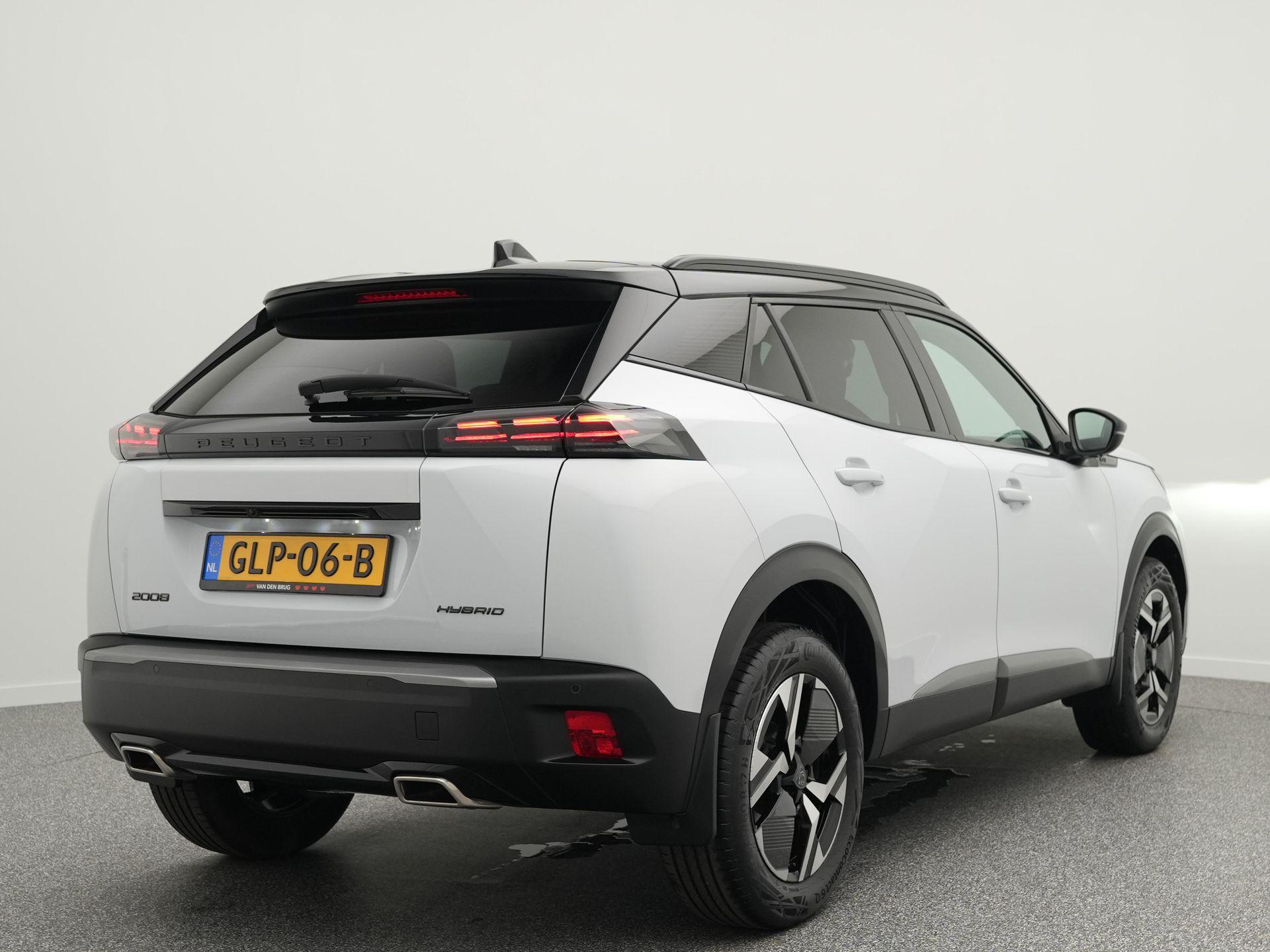 Peugeot 2008 GT 1.2 Hybrid 145pk - Afbeelding 3