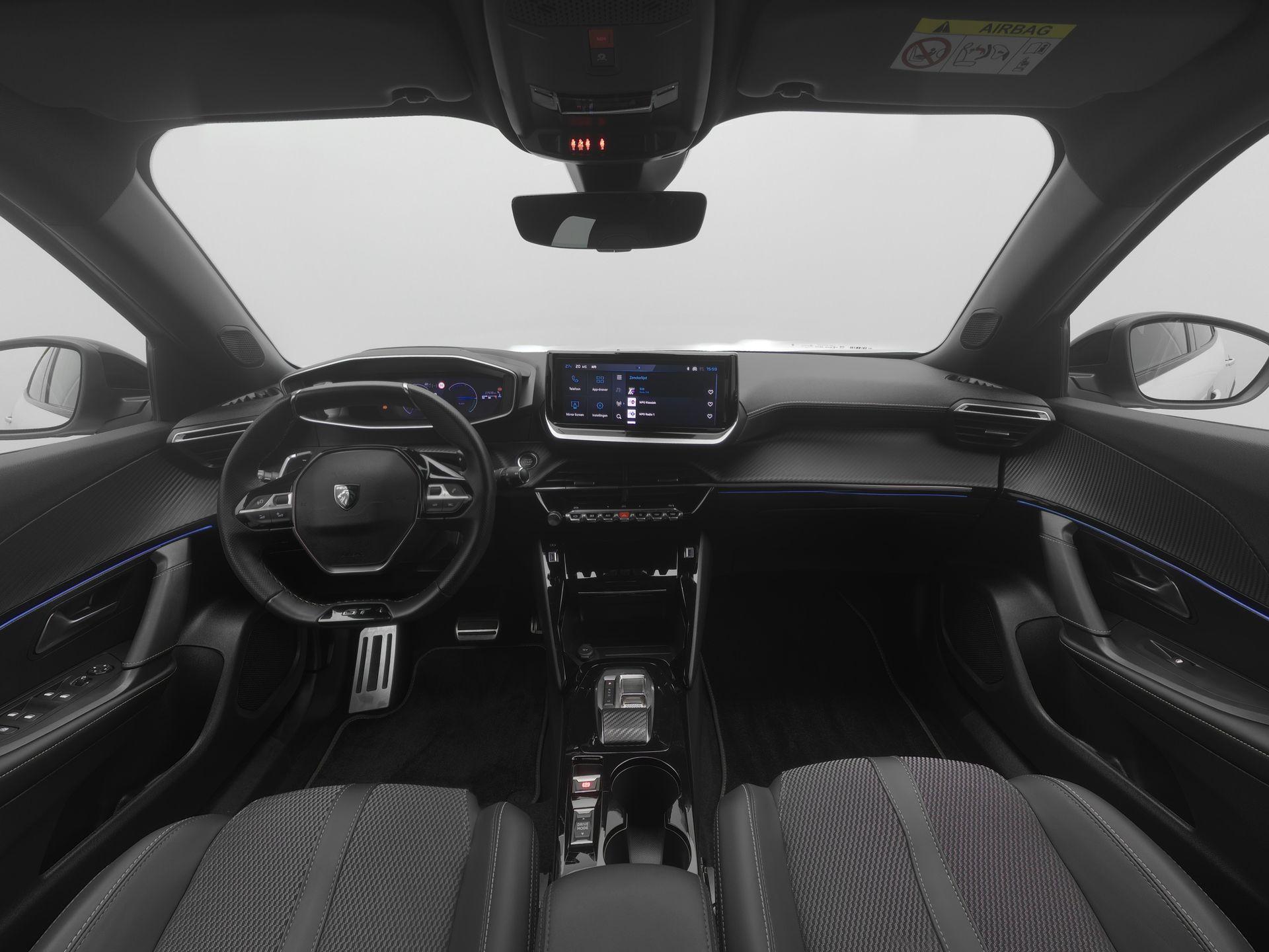 Peugeot 2008 GT 1.2 Hybrid 145pk - Afbeelding 4