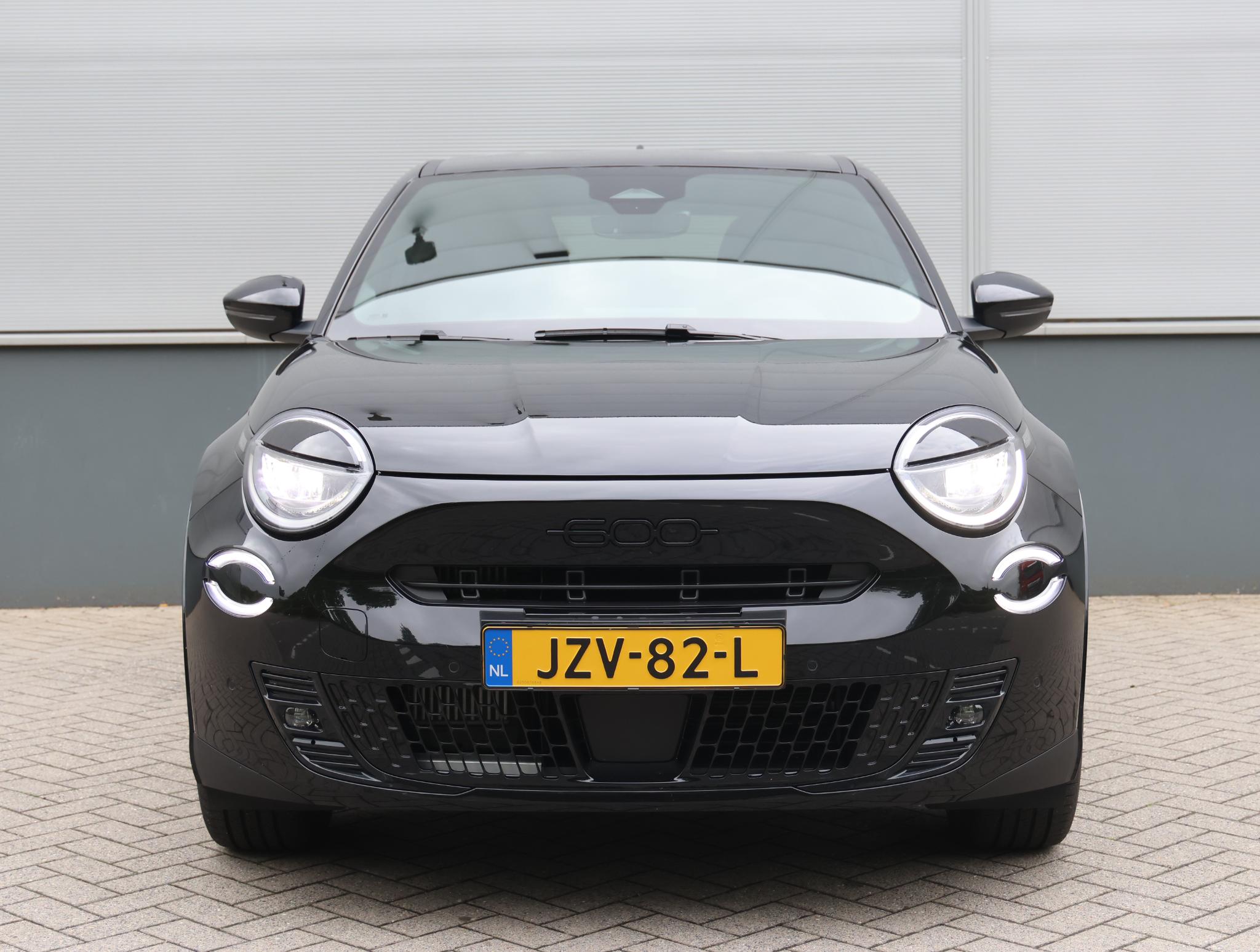 Fiat 600 1.2 Hybrid Sport - Afbeelding 4