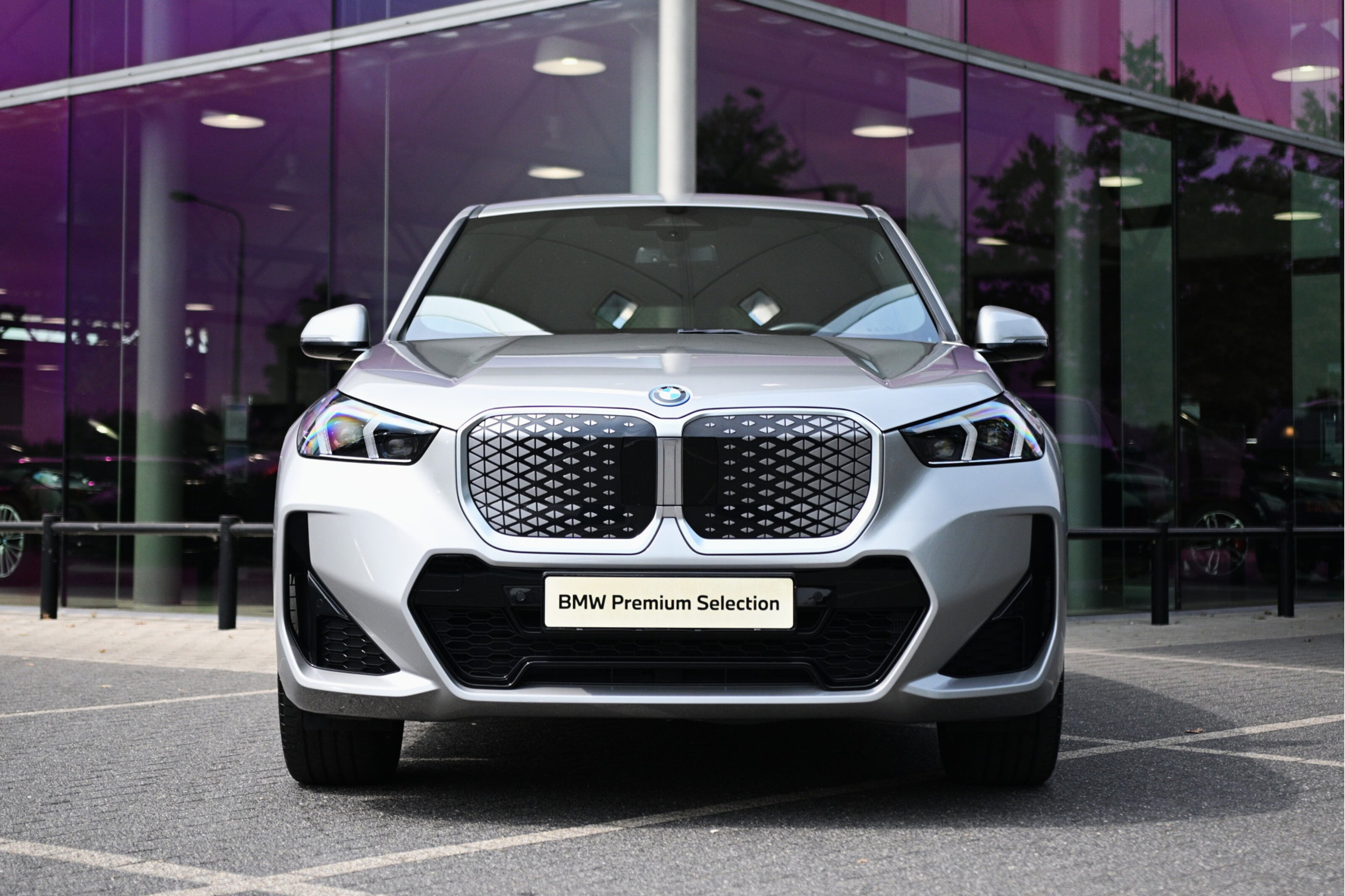 BMW iX1 7