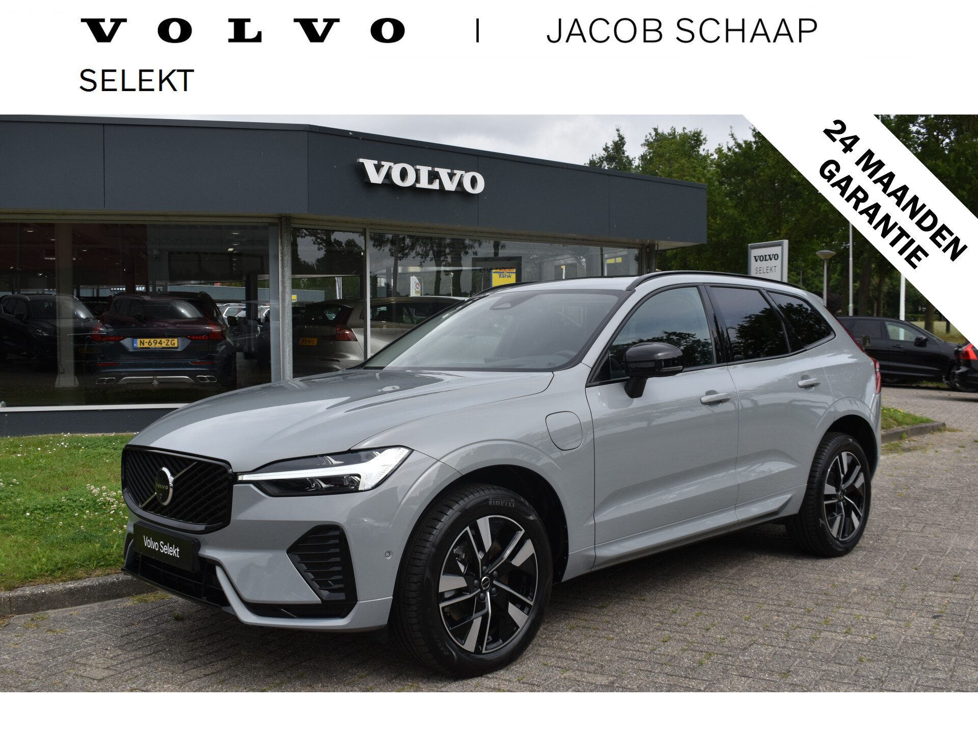 Volvo XC60 T6 AWD 350PK Plug-in Hybrid Plus Dark - Afbeelding 1