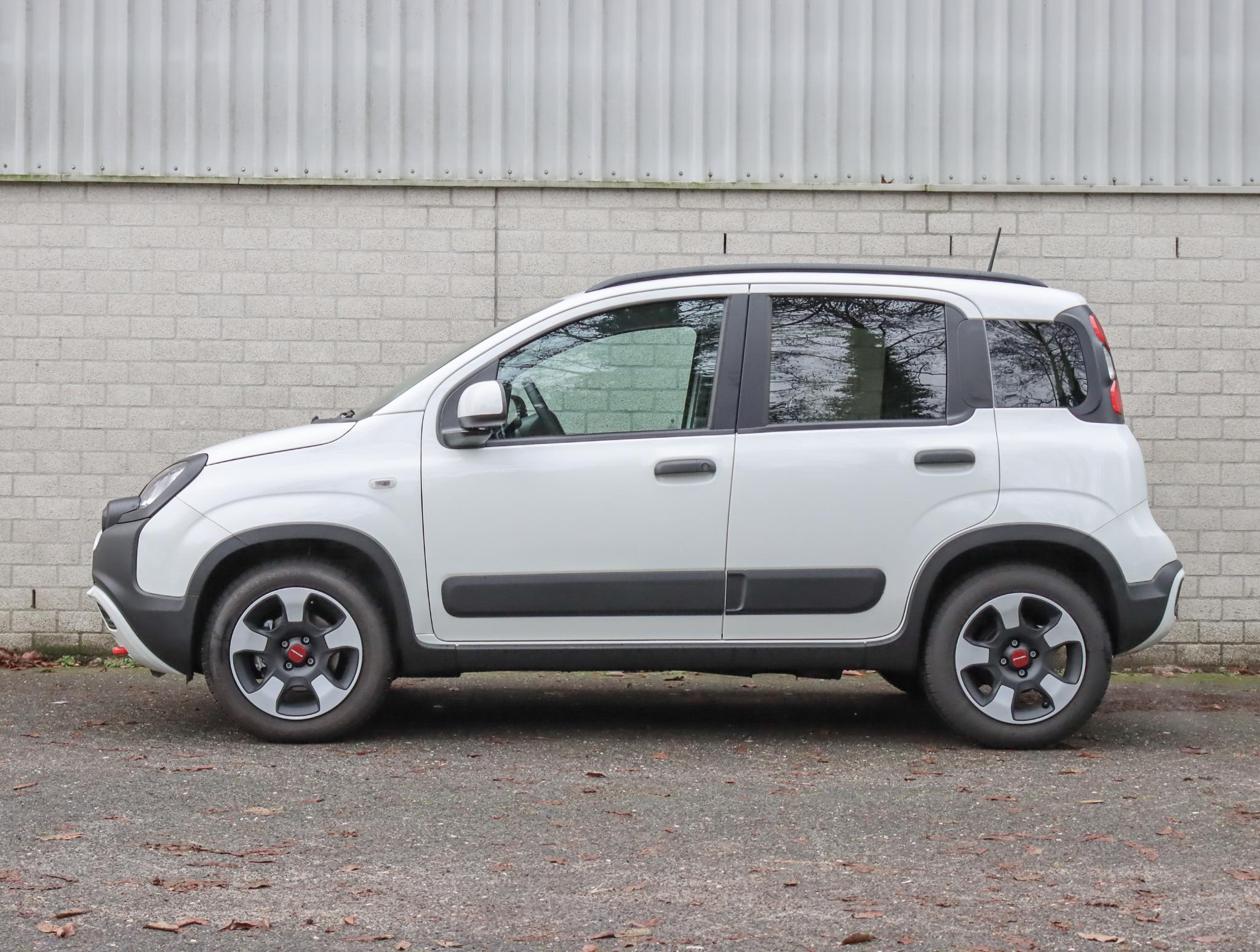 Fiat Panda 1.0 Hybrid Cross - Afbeelding 2