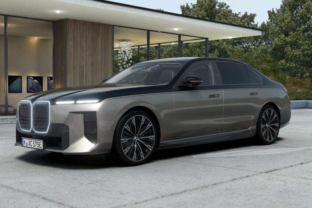 BMW i7 1