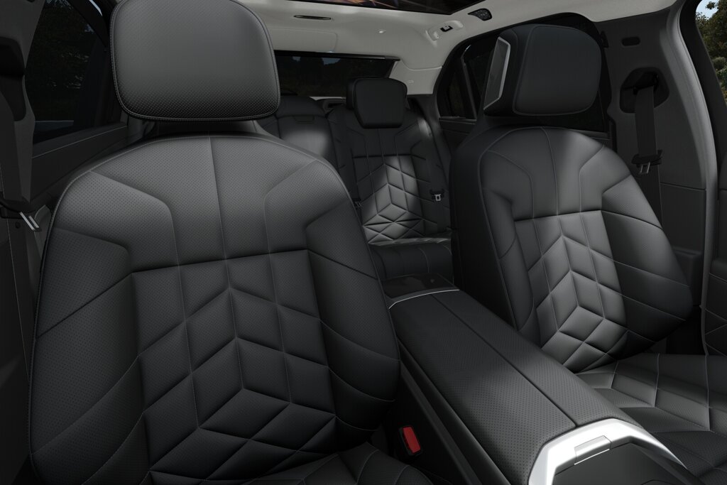 BMW i7 10