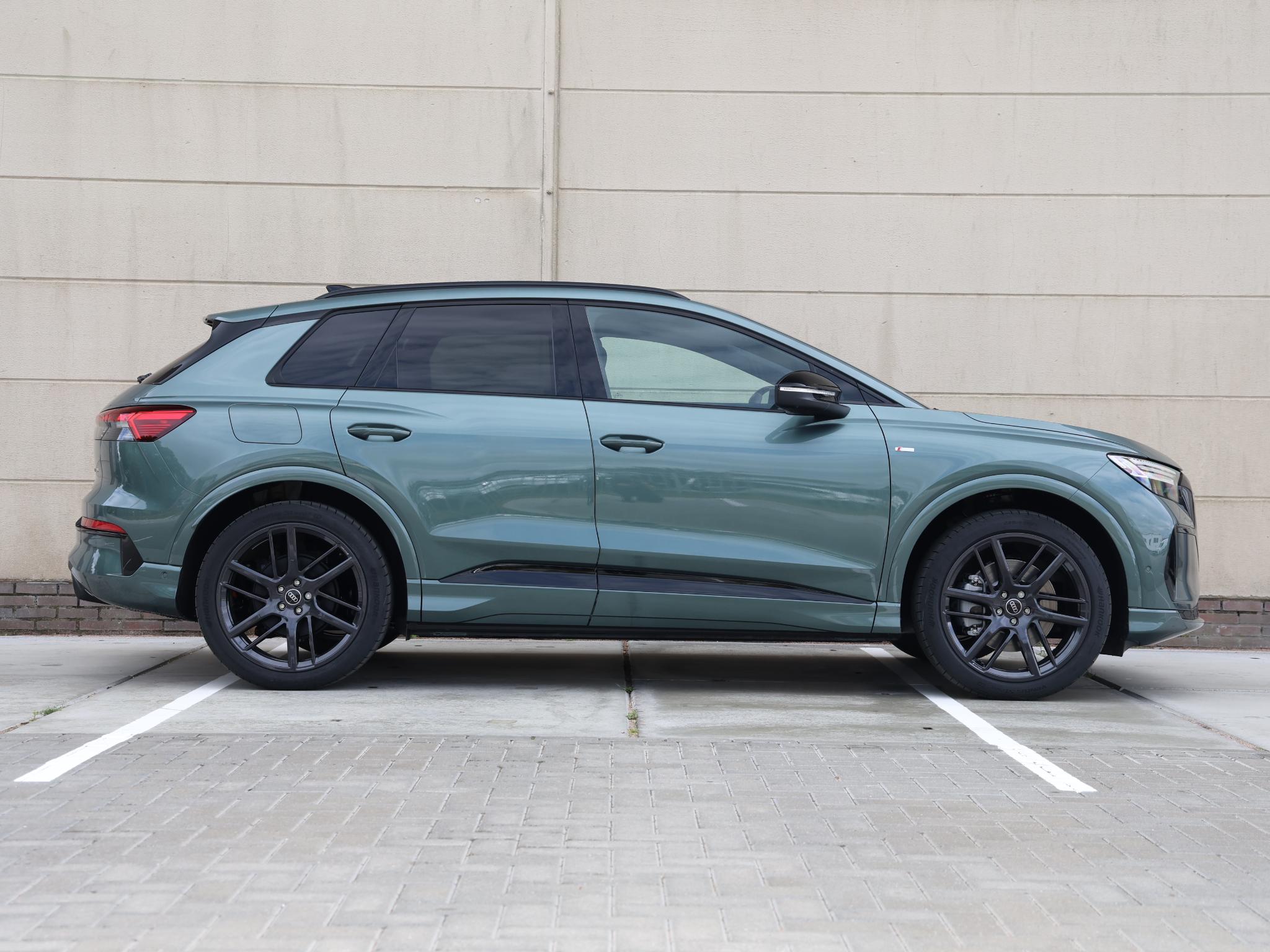 Audi Q4 e-tron S edition 82 kWh 340 PK - Afbeelding 2