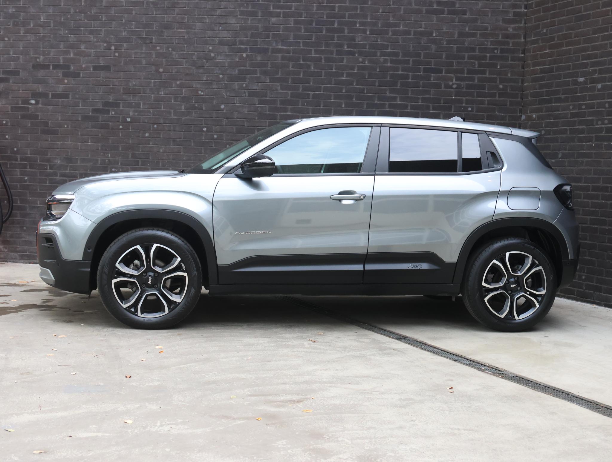 Jeep Avenger Summit 100pk - Afbeelding 2