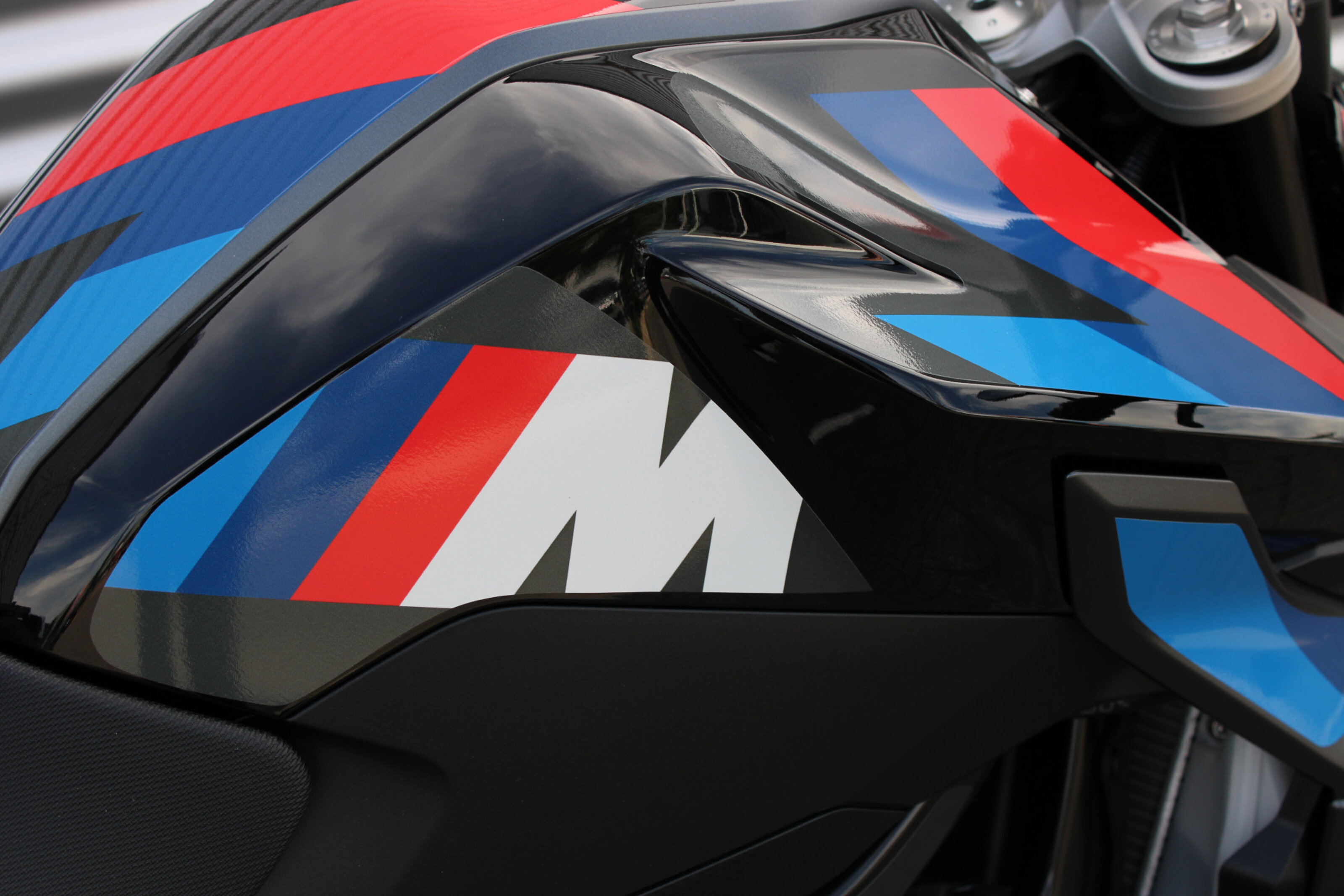 BMW F 900 R | M-Edition | Remus | KTPH | Sportruit getint | Oostland Exclusive