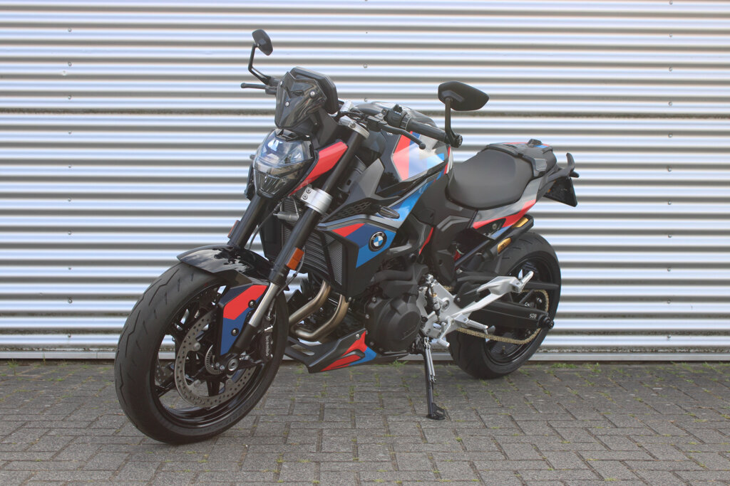 BMW F 900 R 4