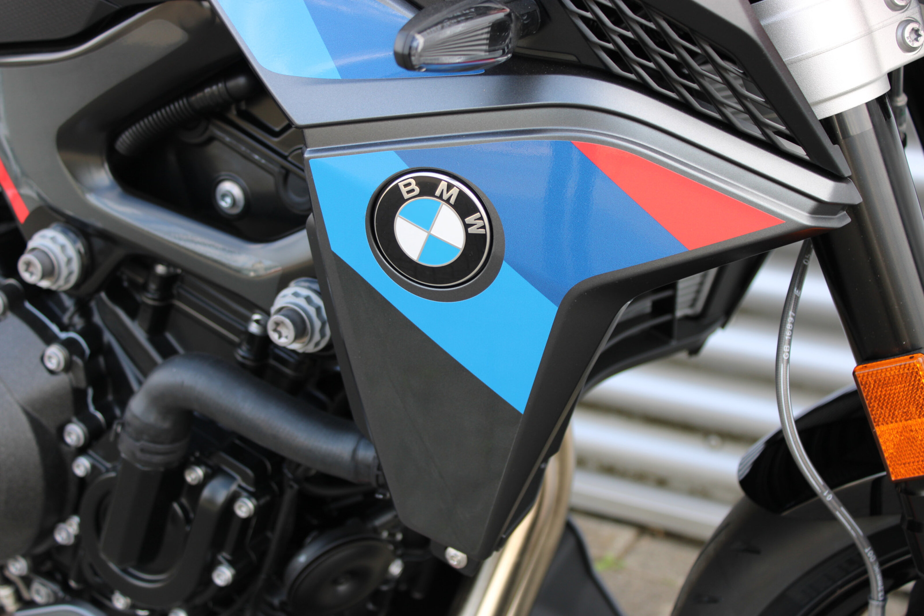 BMW F 900 R 9
