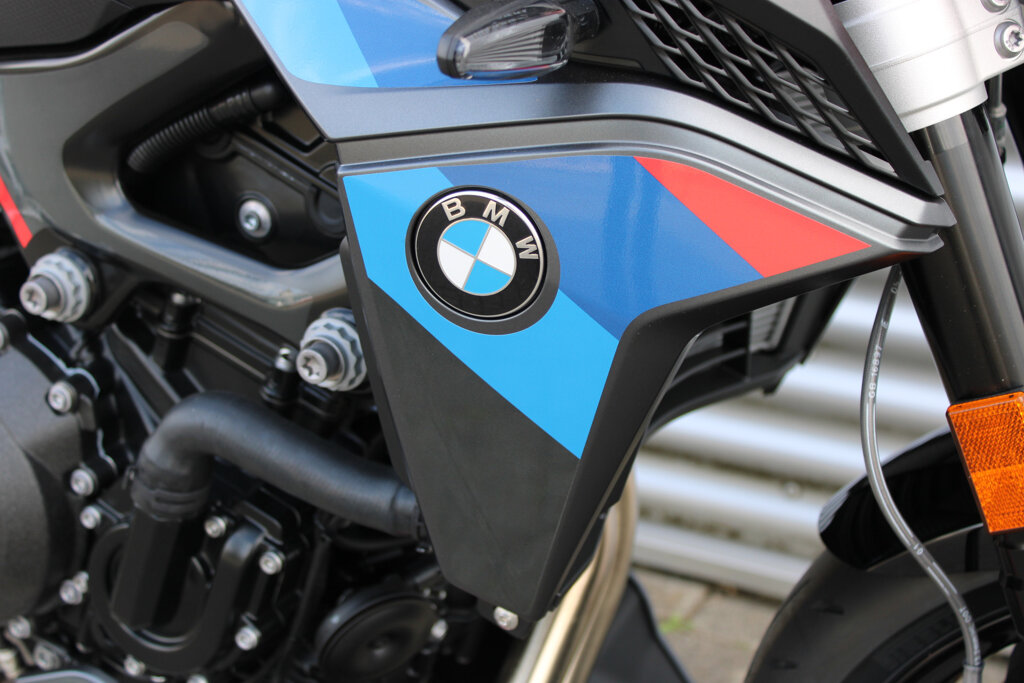 BMW F 900 R 9
