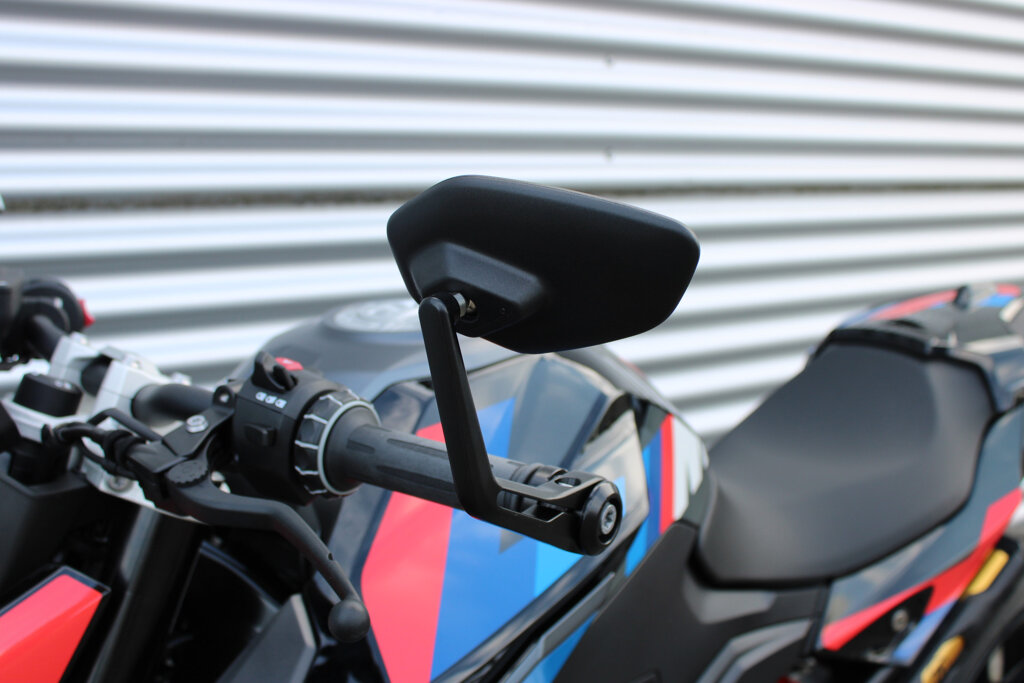 BMW F 900 R 24
