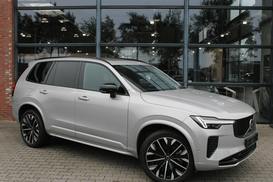 Volvo XC90 T8 Plug-in hybrid AWD Ultra Dark