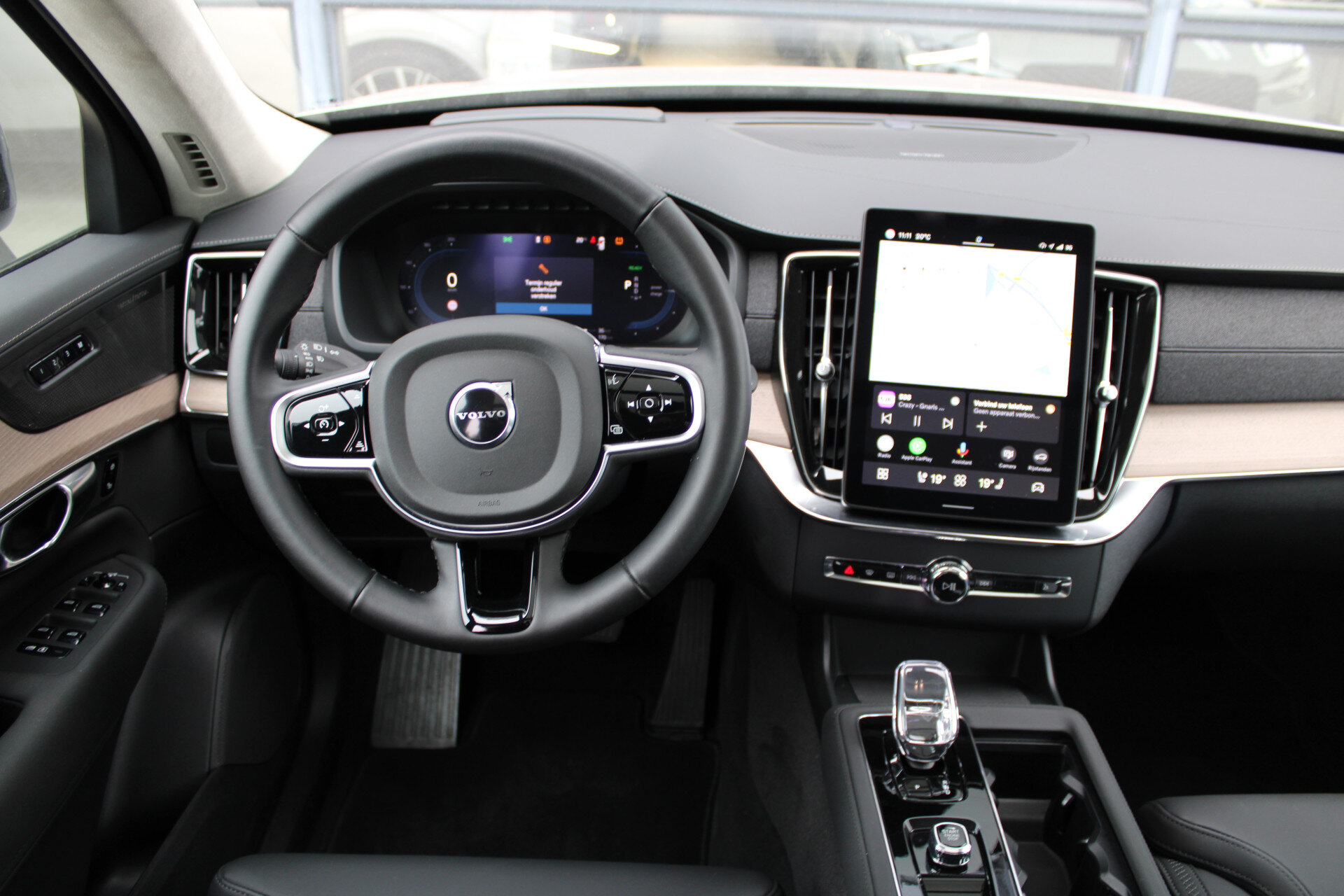 Volvo XC90 T8 Plug-in hybrid AWD Ultra Dark - Afbeelding 2