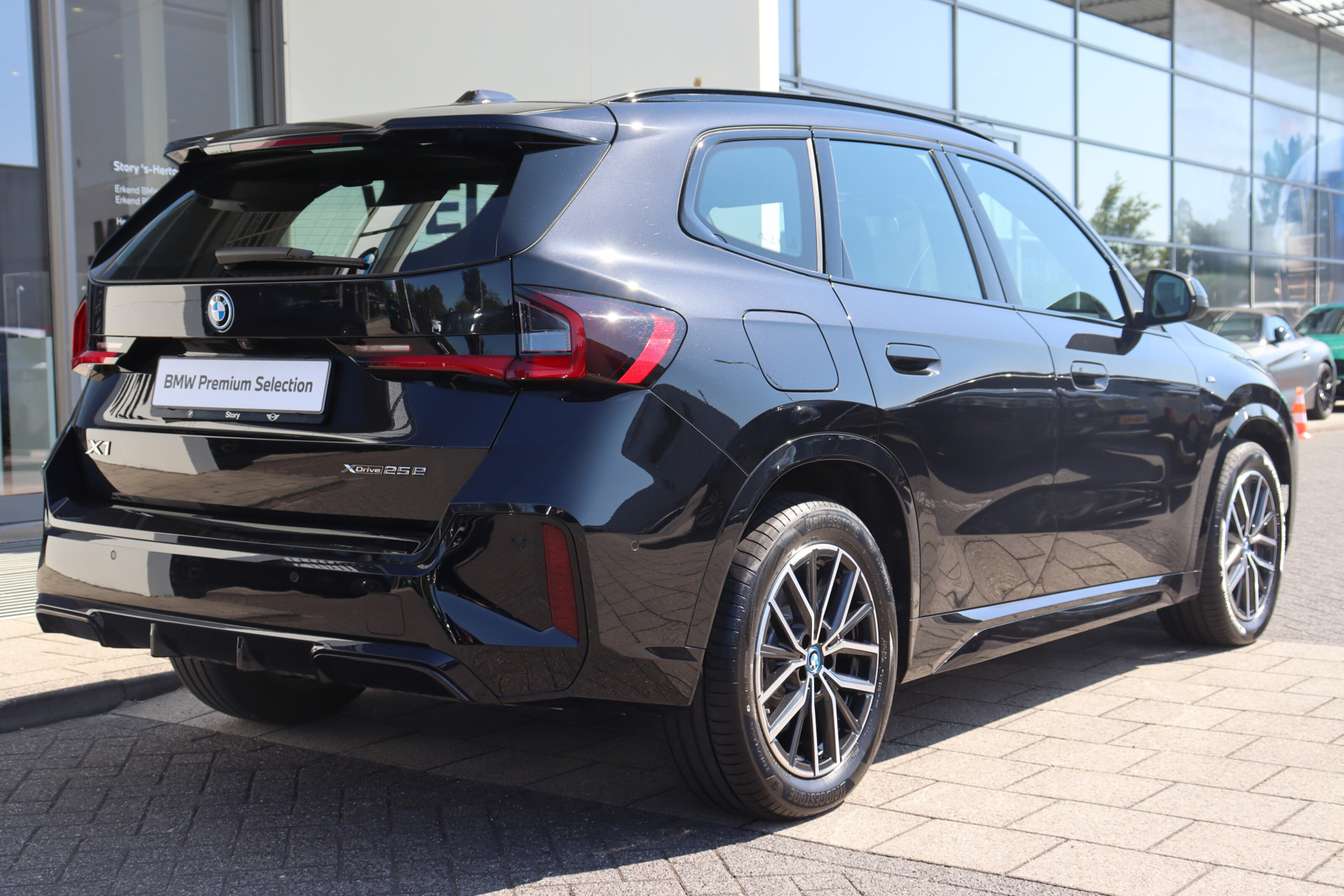 BMW X1 8