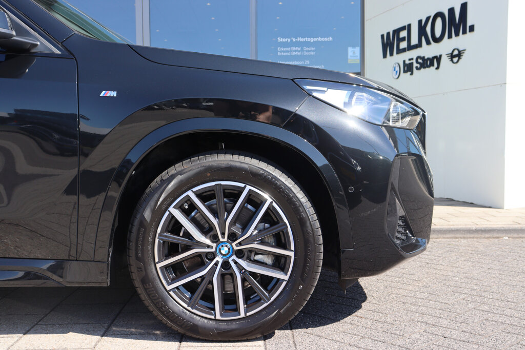 BMW X1 12