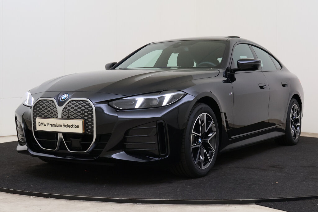 BMW i4 360