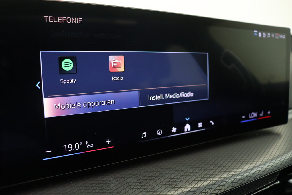 BMW i4 42