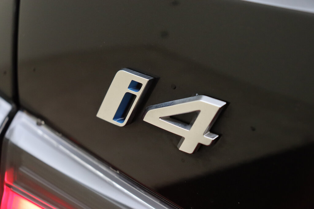 BMW i4 51