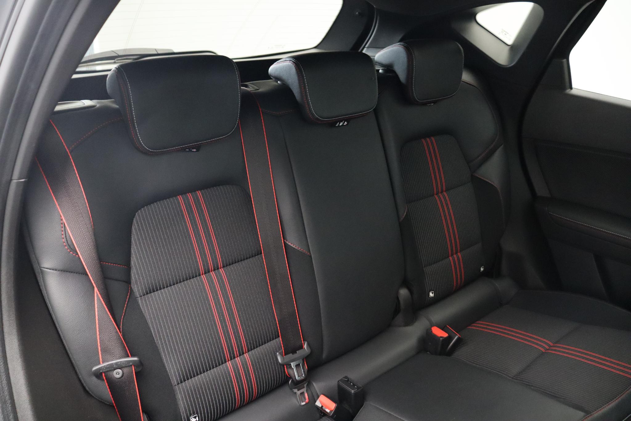 Renault Captur TCe 140pk EDC/Autom. R.S. Line - Afbeelding 11