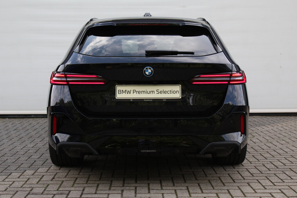 BMW i5 6