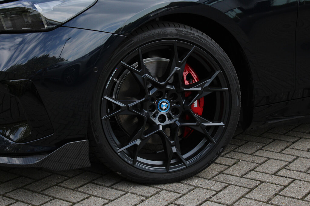 BMW i5 14