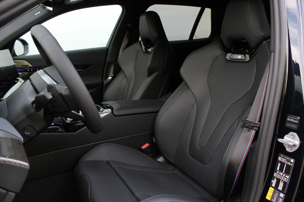 BMW i5 16