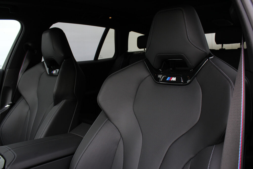 BMW i5 17