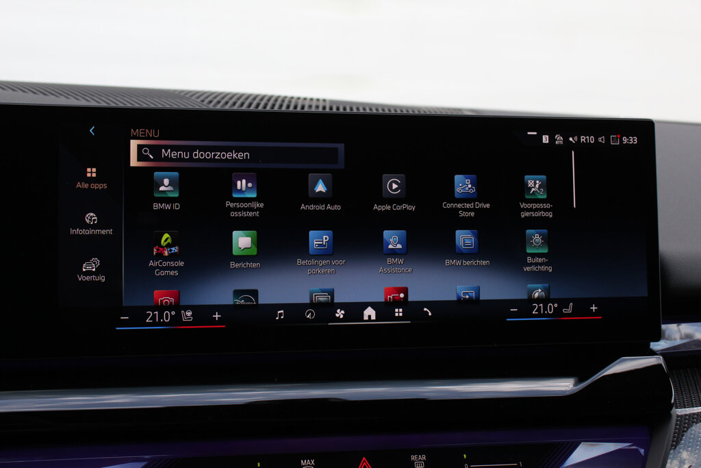 BMW i5 29