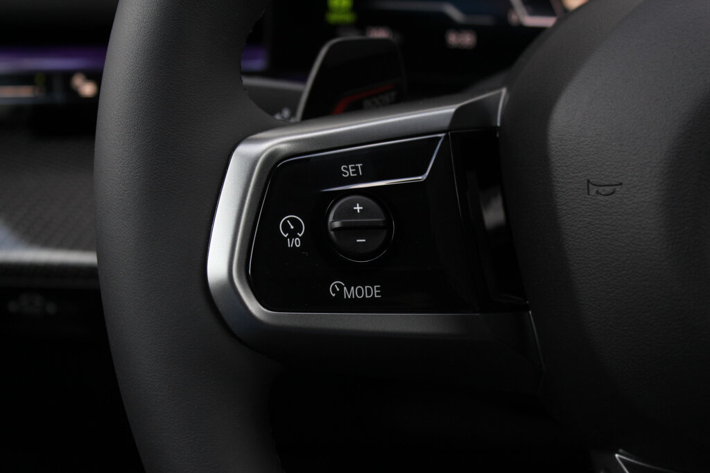 BMW i5 32