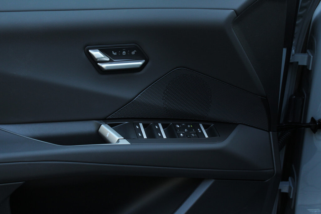 BMW iX3 18