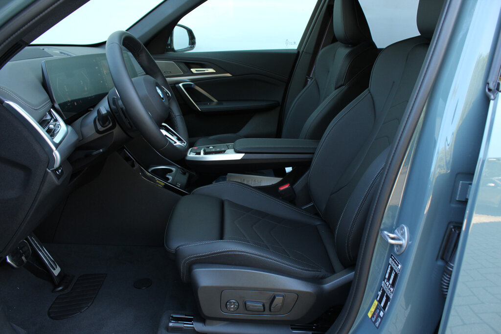 BMW X1 13
