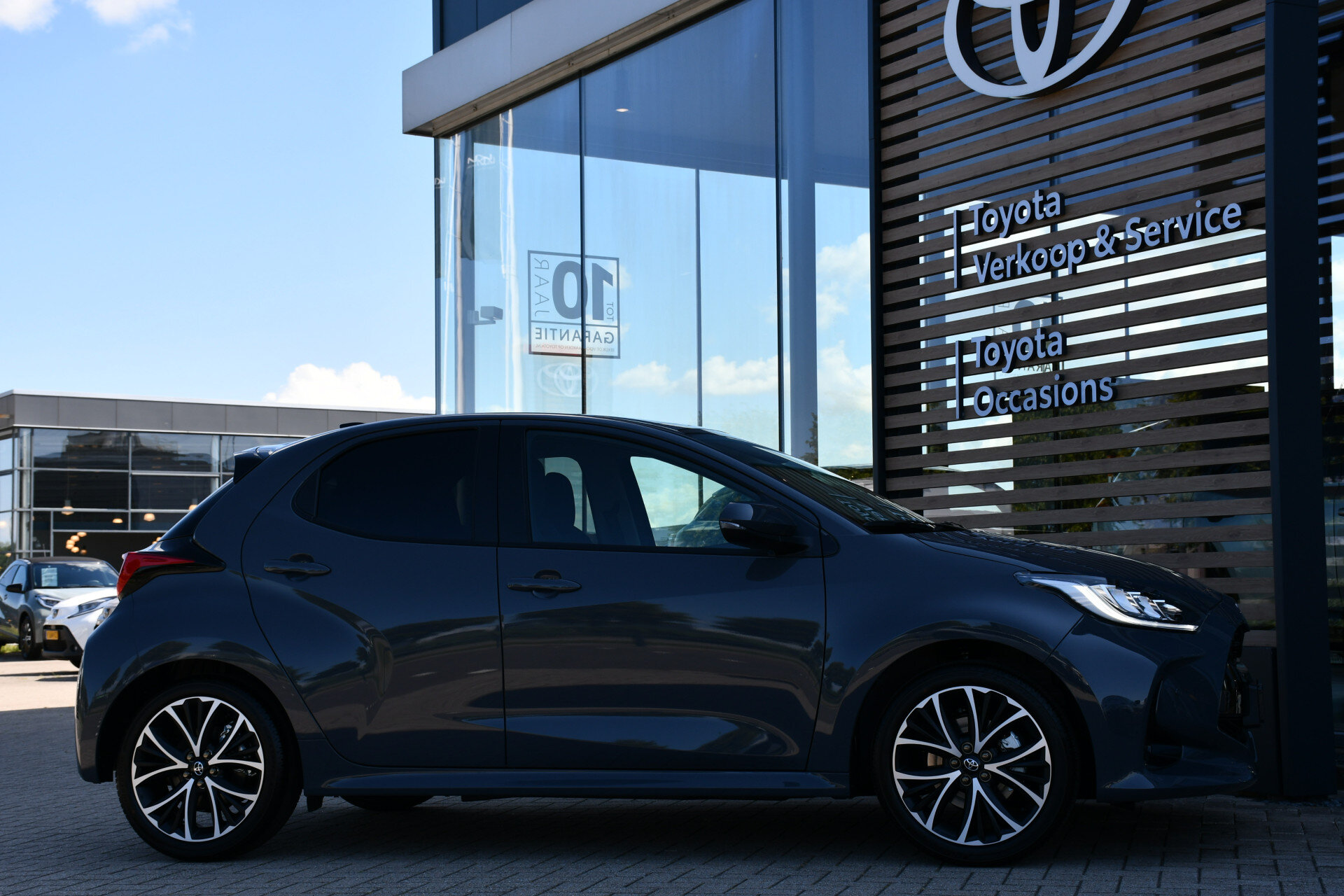 Toyota Yaris 1.5 Hybrid 115 Dynamic Limited Automaat 116pk - Afbeelding 3