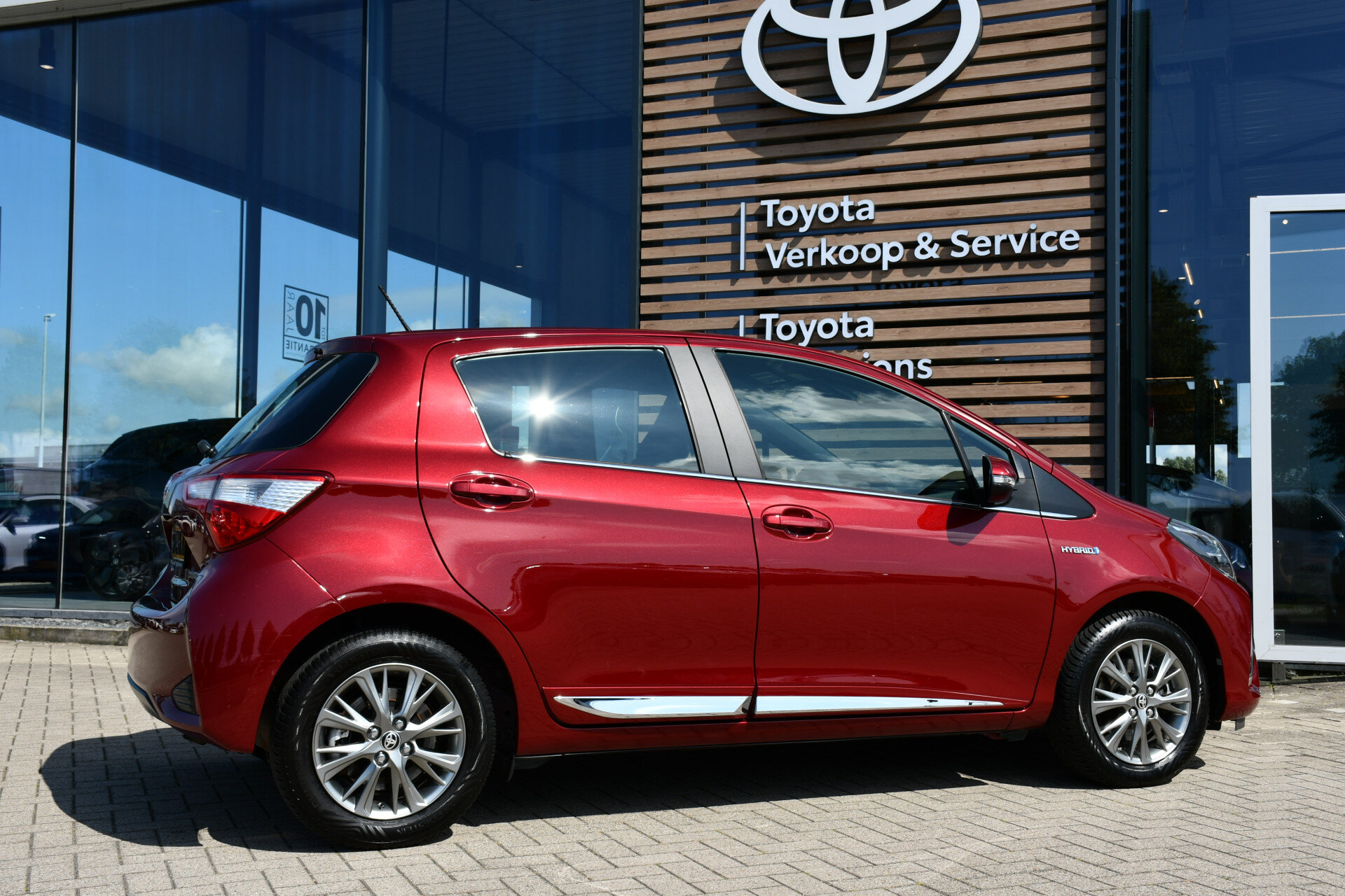 Toyota Yaris 1.5 Hybrid Executive Automaat 100pk - Afbeelding 3