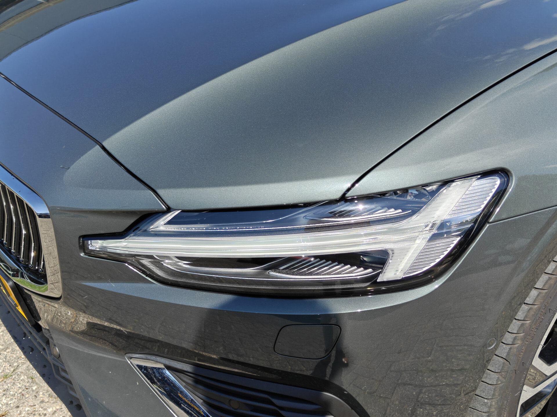 Volvo V60 T6 AWD 350PK Plug-in Hybrid Ultra Bright - Afbeelding 3