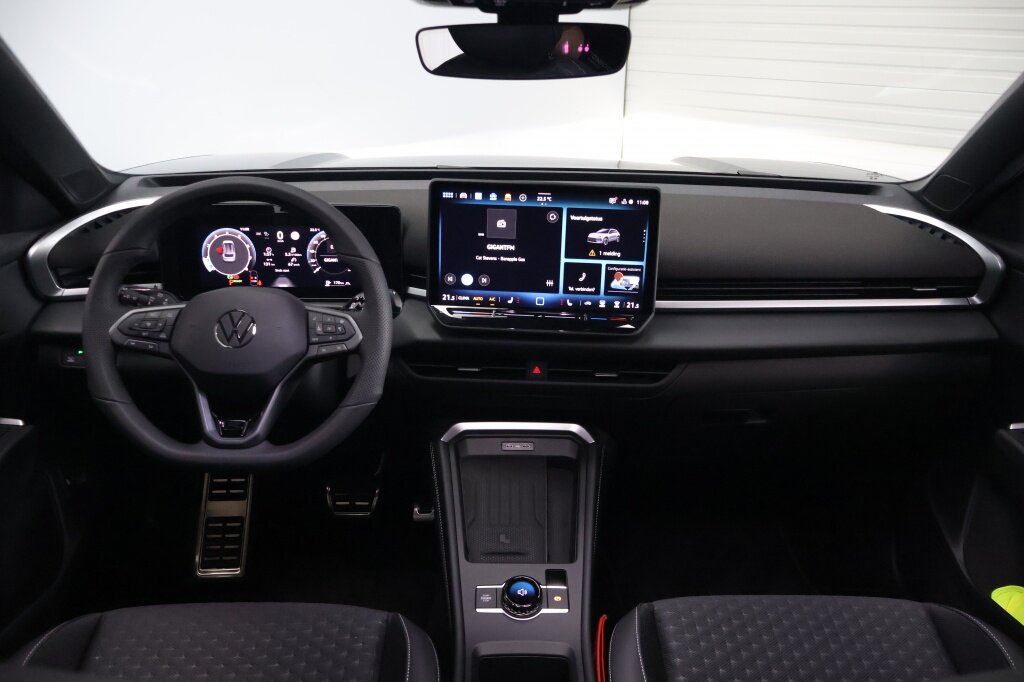 Volkswagen T-Roc 1.5 eTSI 110 kW R-Line DSG | Trekhaak | Panoramadak | Matrix - Afbeelding 2