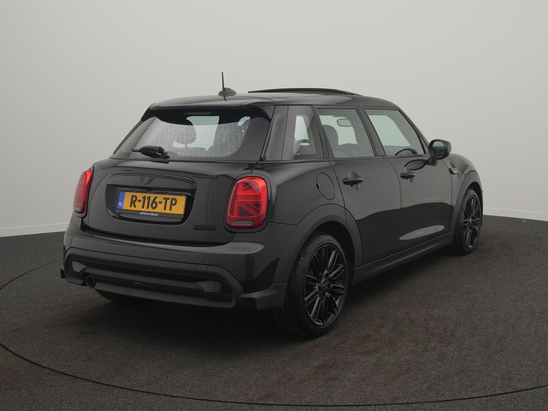 MINI 5-Deurs 1.5 Cooper Camden Plus Edition - Afbeelding 5